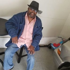 Meet your Posher, Herman